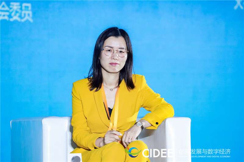“数字赋能会经济高质量发展高峰论坛”举办圆桌对话 专家学者为石家庄建言