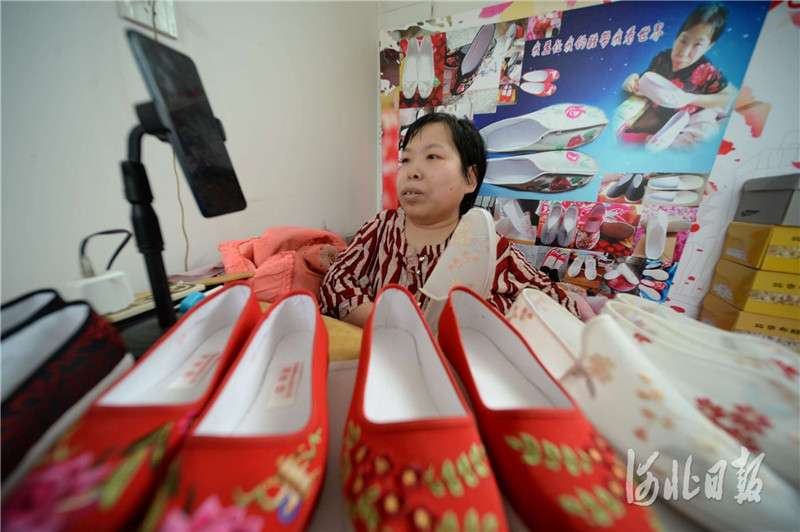 河北顺平：身残志坚闯新路