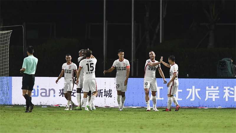 中超：河北队1比7不敌长春亚泰队