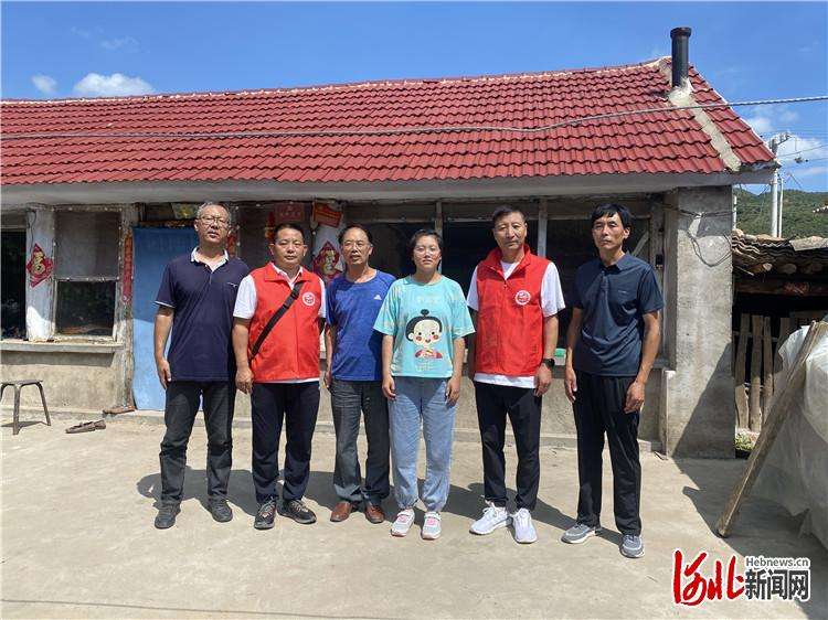 廊坊“远山行”连续五年赴丰宁助学