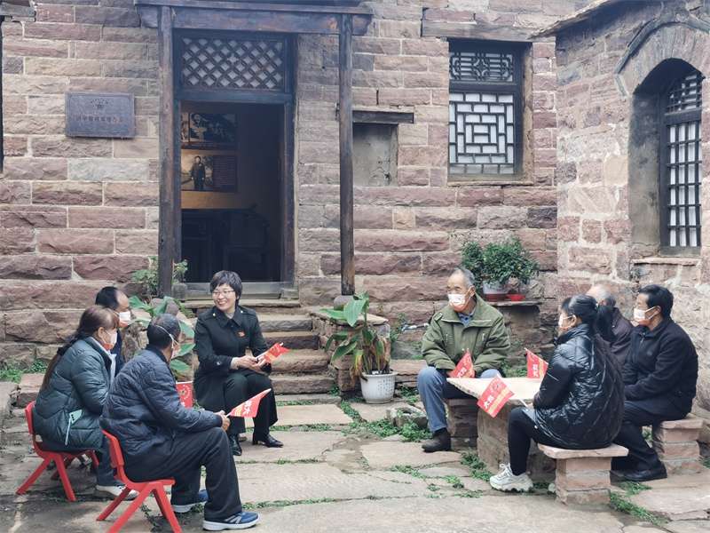 百年庆典061号红旗落户邢台市信都区