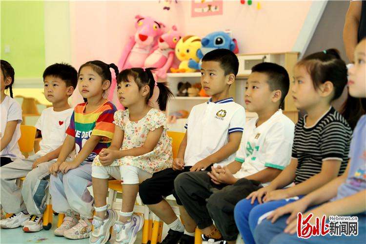 厂：学做月饼迎中秋