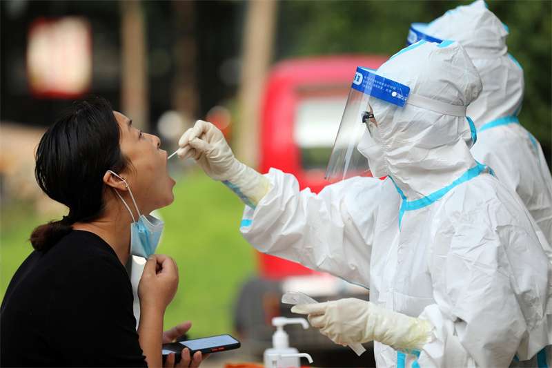 河北石家庄：加强疫情防控 保障生活物资供应