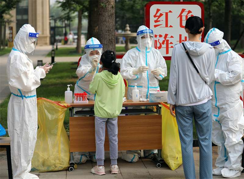河北石家庄：加强疫情防控 保障生活物资供应