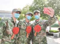 廊坊市590名新兵奔赴军营