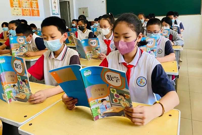 出版冀军全面保障全1100余万中小学生秋季教学用书
