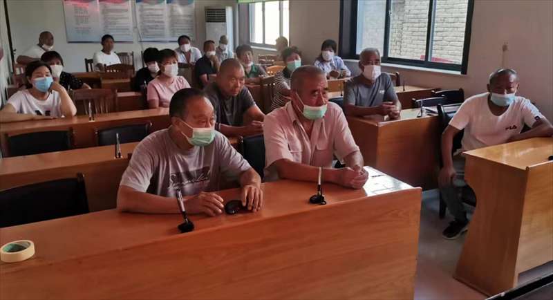 石家庄元氏县南佐镇东北街村积极开展村情恳谈会