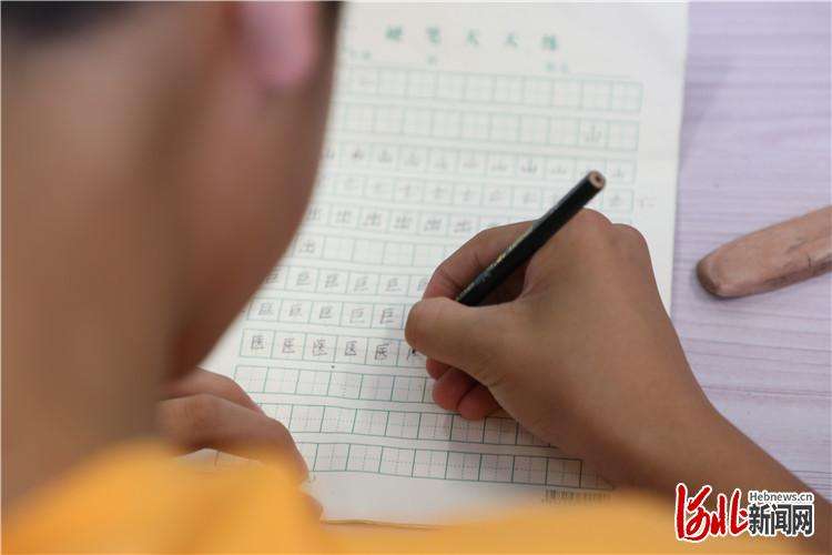 香河：公益课堂传播“多彩”生活