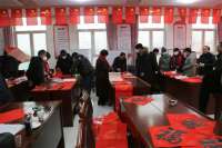 保定徐水：廉政春联送下乡