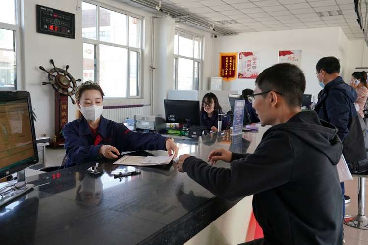 唐山开平：周末成为便民服务日