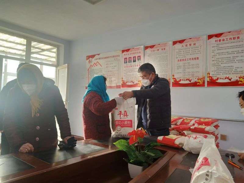 河北张家口张北县战海乡开展温暖入户行动