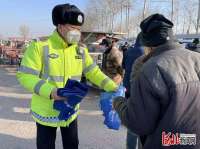 秦皇岛抚宁开展交通安全宣传活动