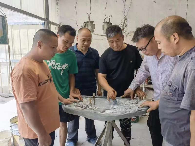 易砚雕刻师崔爱民荣获首届“保定工匠”称号