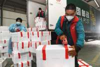 河北石家庄：“暖冬爱邮”助增收