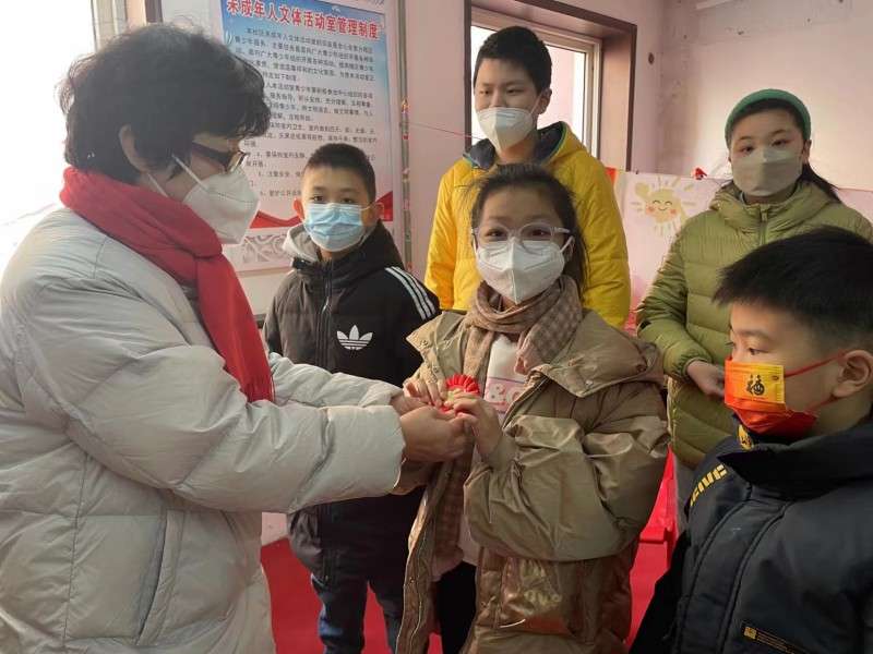 爱润少年心  秦皇岛建兴里社区开展”护苗行动”