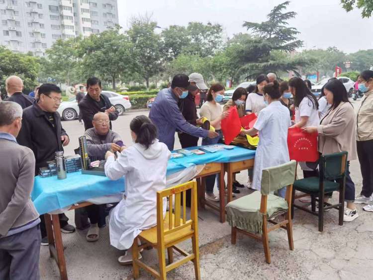 邯郸磁县卫健、计生协联合举办计生协43宣传活动