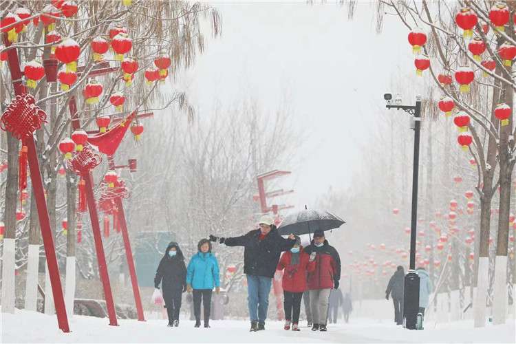 河北张家口：雪落京张线