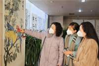 石家庄市长安区举办迎“双节”宣传贯彻的精神书画展
