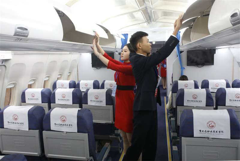 全国院校民航空中乘务专业技能赛（华北赛区）在曹职院完美收官