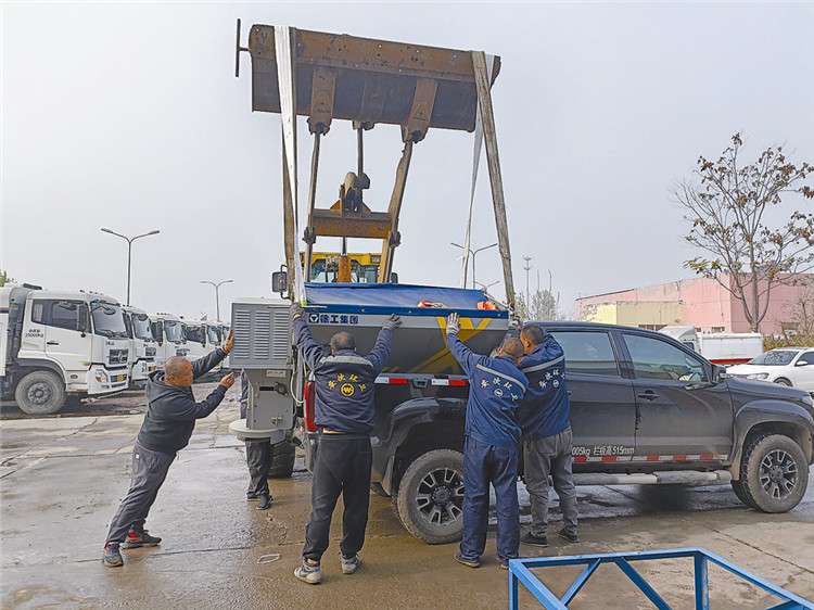 河北廊坊安次区环卫全力备战冬季降雪