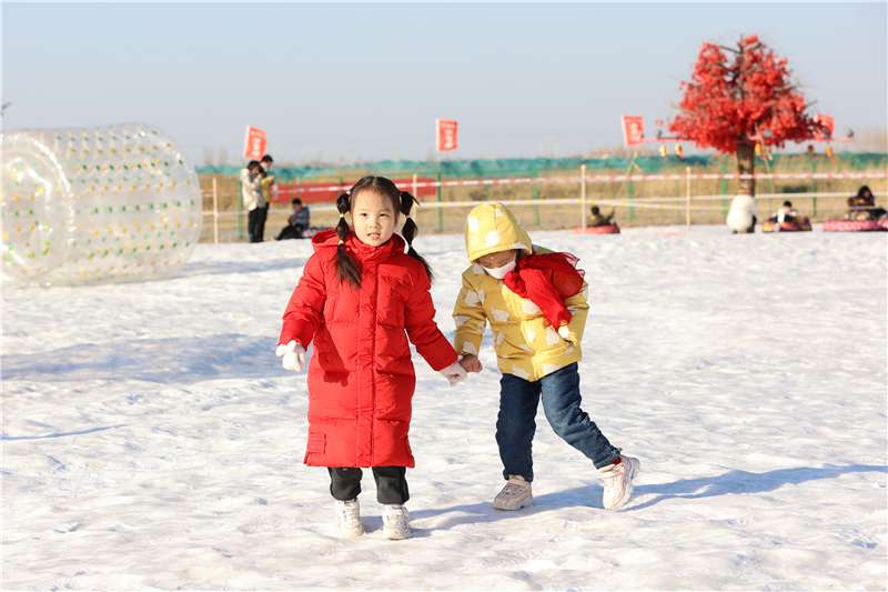 石家庄晋州：冬季乐享冰雪运动