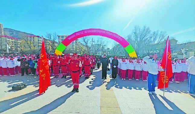 张家口市红十字青少年活动基地揭牌仪式举行