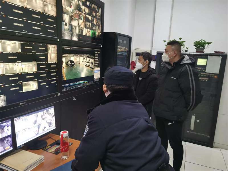 石家庄长安警方办案神速 20万元遗失现金完璧归赵