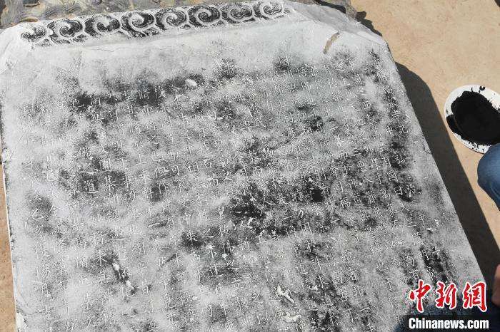 河北高阳发现一明代寺庙碑刻 距今507年