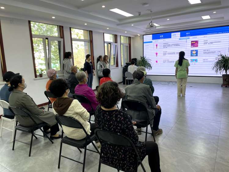 秦皇岛市北戴河区校地联合 助力老年人乐享康养