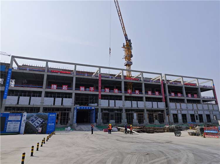 廊坊航空物流服务基地项目主体结构封顶