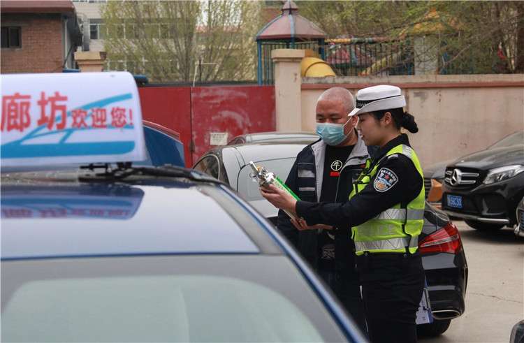 廊坊交警深入企业开展安全教育宣讲