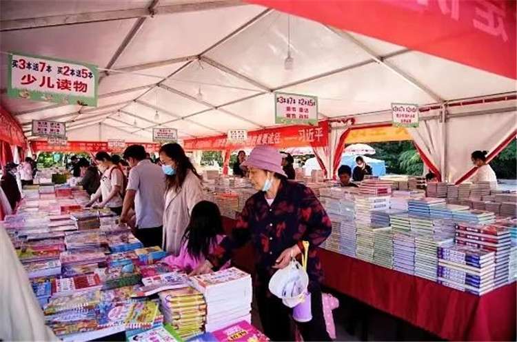 石家庄鹿泉区：全民阅读 共沐书香