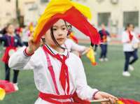 霸州：传统腰鼓 “韵动”校园